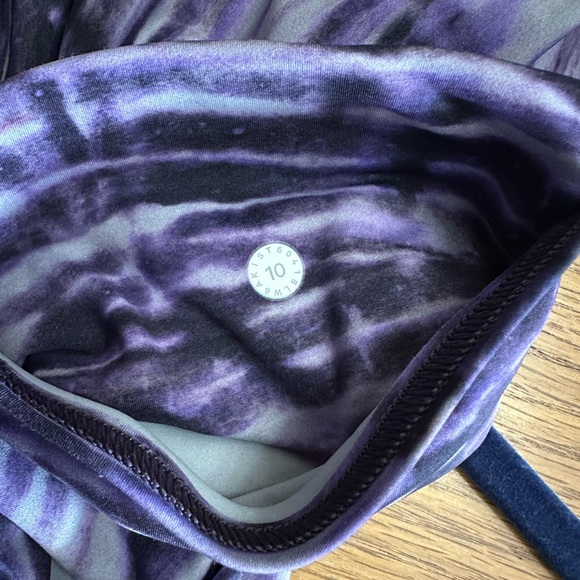 Lululemon Fast & Free Crop Purple Leggings Size 10 - Picture 2 of 7